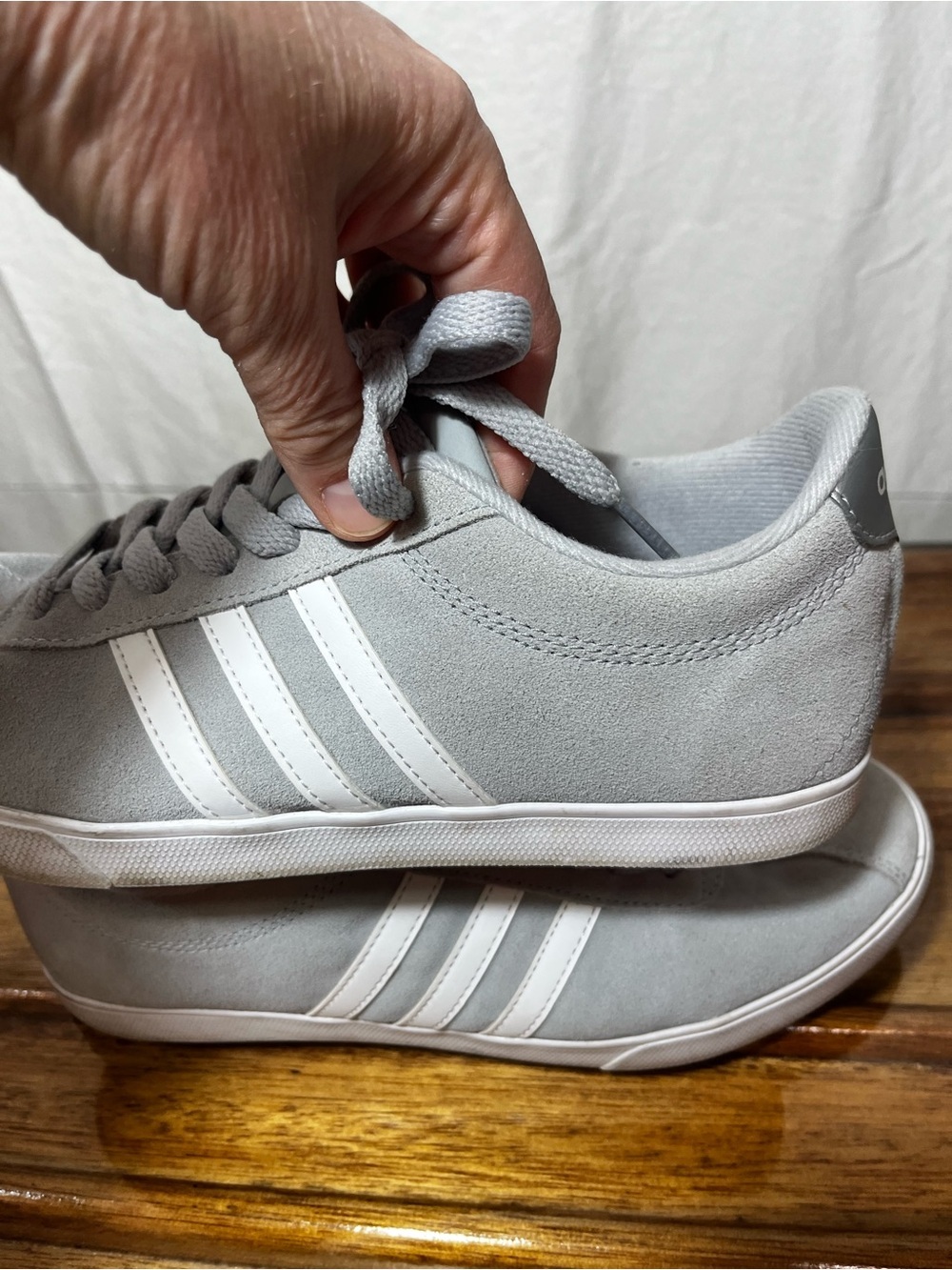 adidas Gray Suede Low-Top Sneakers with White Stripes womens 8.5 - Picture 8 of 11